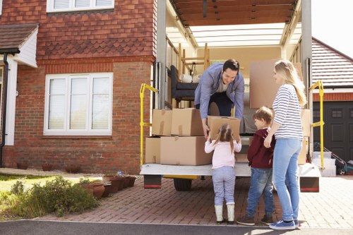 Moving truck service for Kingston upon Thames residential moves